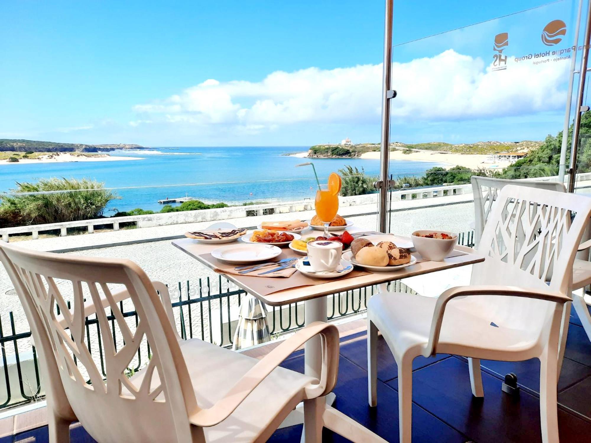 Hotel Hs Milfontes Beach - Duna Parque Resorts & Hotels فيلا نوفا دو ميلفونتس المظهر الخارجي الصورة